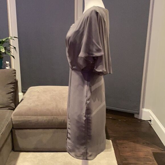 Women’s Gray Chiffon Bat Wing Sleeve Formal Party orBridesmaid Dress NWOT Medium - Picture 3 of 8